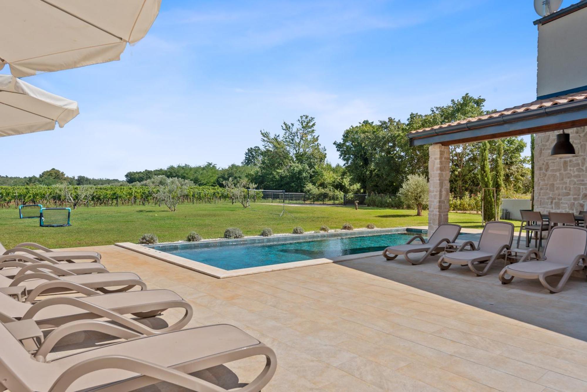 Villa Stellar บระทอนิกลา ภายนอก รูปภาพ
